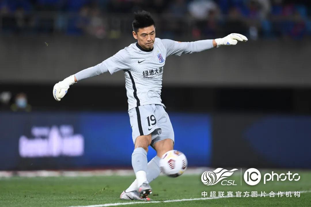 ملخص مباراة ريال مدريد وفياريالانتصار ملكي في معقل السيراميك