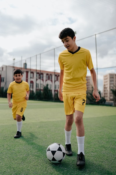 توتنهام ضد ليفربول بث مباشر الانمواجهة نارية في الدوري الإنجليزي