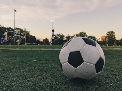 الزمالكوالترجيتاريخمنالمنافسةوالإنجازاتالكروية